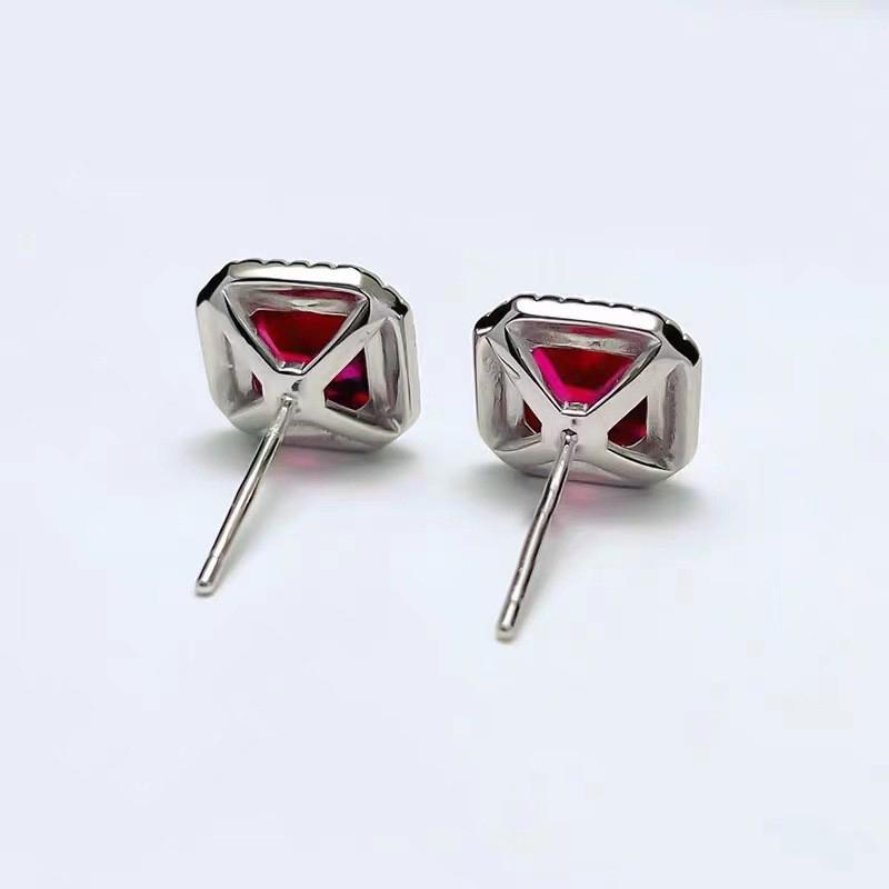 Square Shaped Red Cubic Zirconia Stud Earrings Women Silver Color Temperament Accessories Fancy Gift for Wedding Jewelry