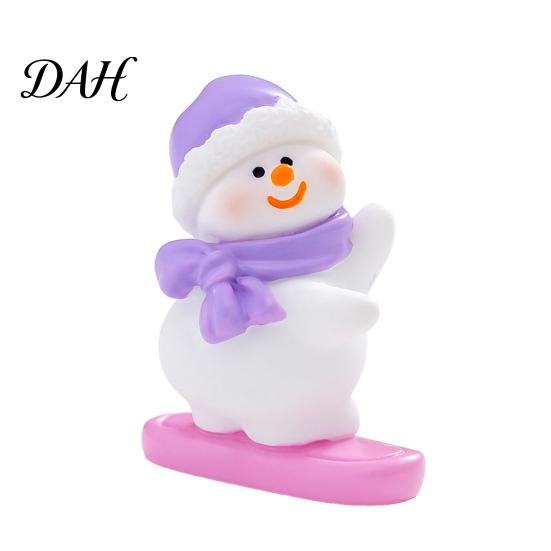 Christmas Desktop Ornaments Mini Snowman Figurine, Skiing Dolls, Small Car Ice Snow Theme Decor Dashboard Figurines, Micro Landscape for Dollhouse DIY