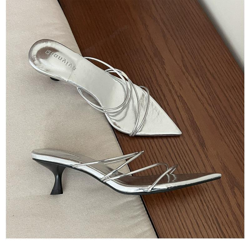 Fashion New Style Women's Slippers Fashion Elegant Narrow Band Slides Shoes Women's Ladies Casual Low Heel Beach Sandals Zapatos Mujer