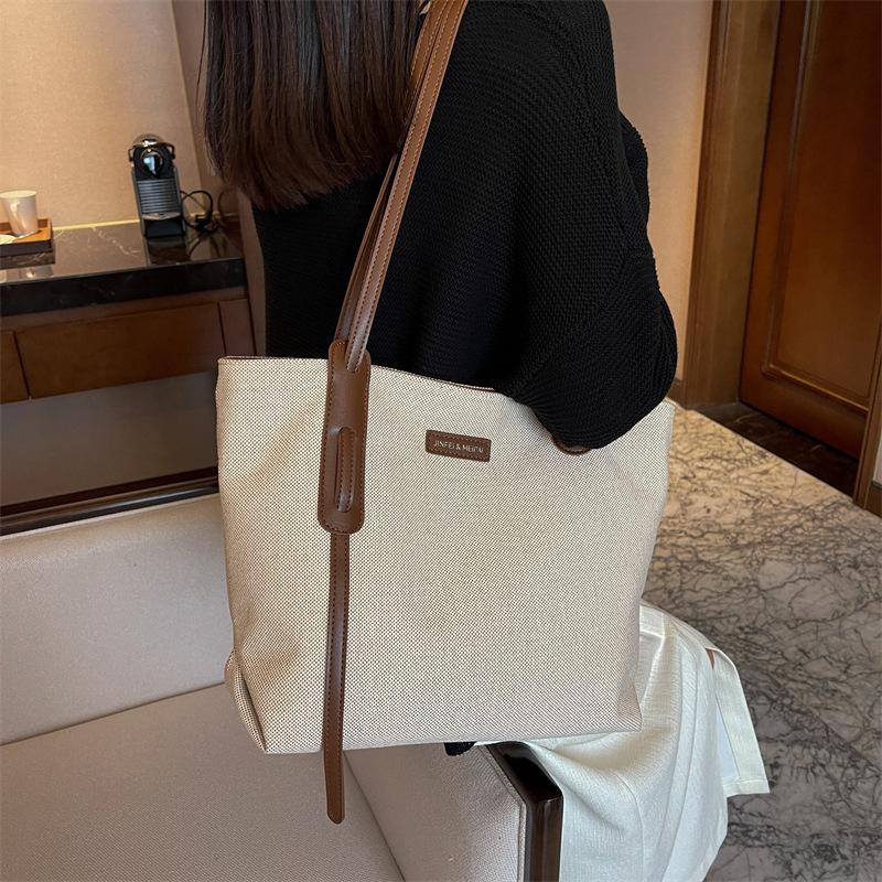 Casual Large-capacity Bag Women's Bag Summer New Versatile Canvas Bag Commuting Class Shoulder Bag Simple Tote Bag