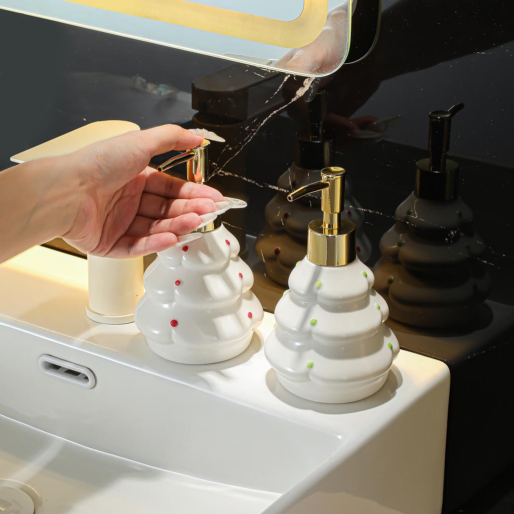Christmas tree hand lotion bottle Soap dispenser Bathroom shower gel Shampoo pressure type ceramic lotion bottles bathroom