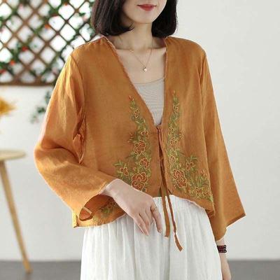 Blusa Feminina Algodão Linho Retro Bordada Primavera/Outono 2024 - Camisa Vestido Xale Protetor Solar com Detalhe de Cadarço.