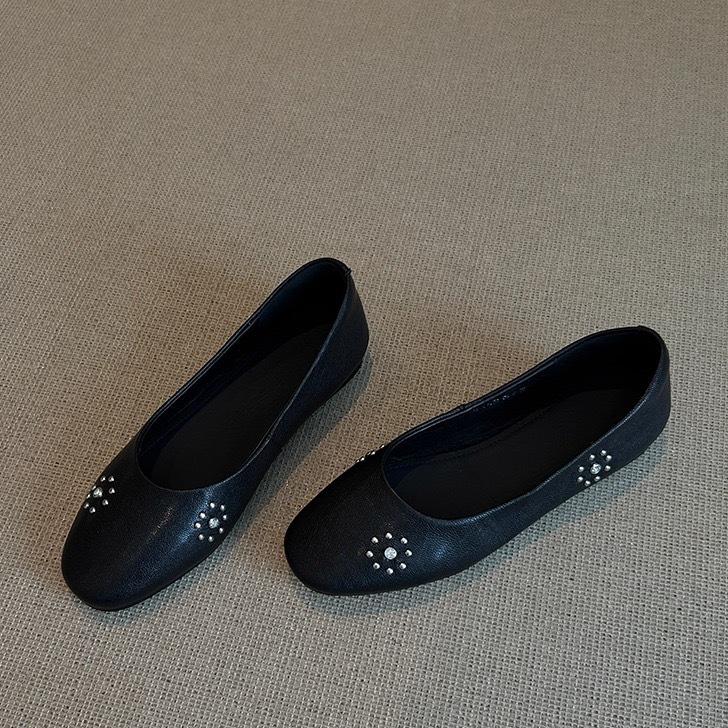 Sheepskin Version, Rivet, Niche Design, Round Head Leather, Shallow Mouth Single Shoes, Fairy Style Temperament, Rhinestone Ballet Flats