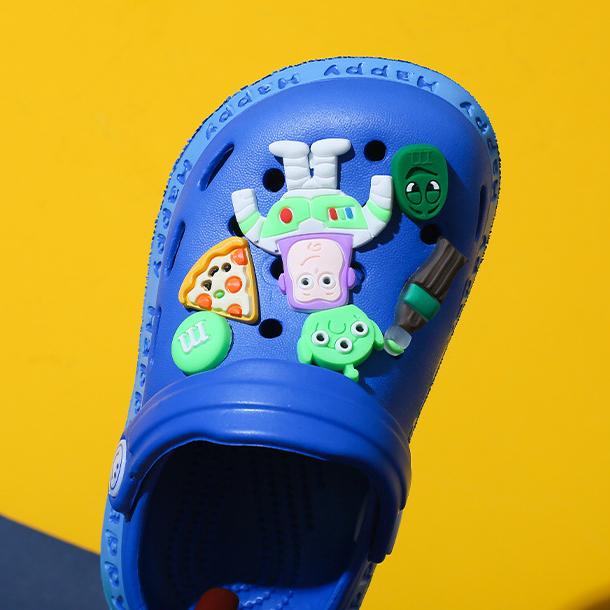 Sandały dziecięce Letnie sandały plażowe Cartoon Baotou Hole Buty Dziecięce ultralekkie miękkie podeszwy Małe dziecięce sandały dziecięce