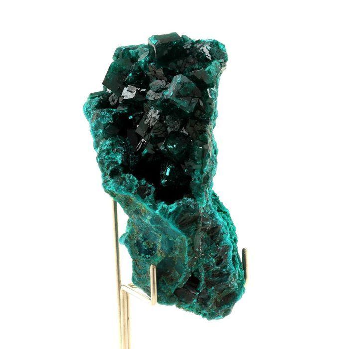 Pierres et Minéraux. Dioptase. 629.5 ct. Pimbi hill, Mindouli, Congo.