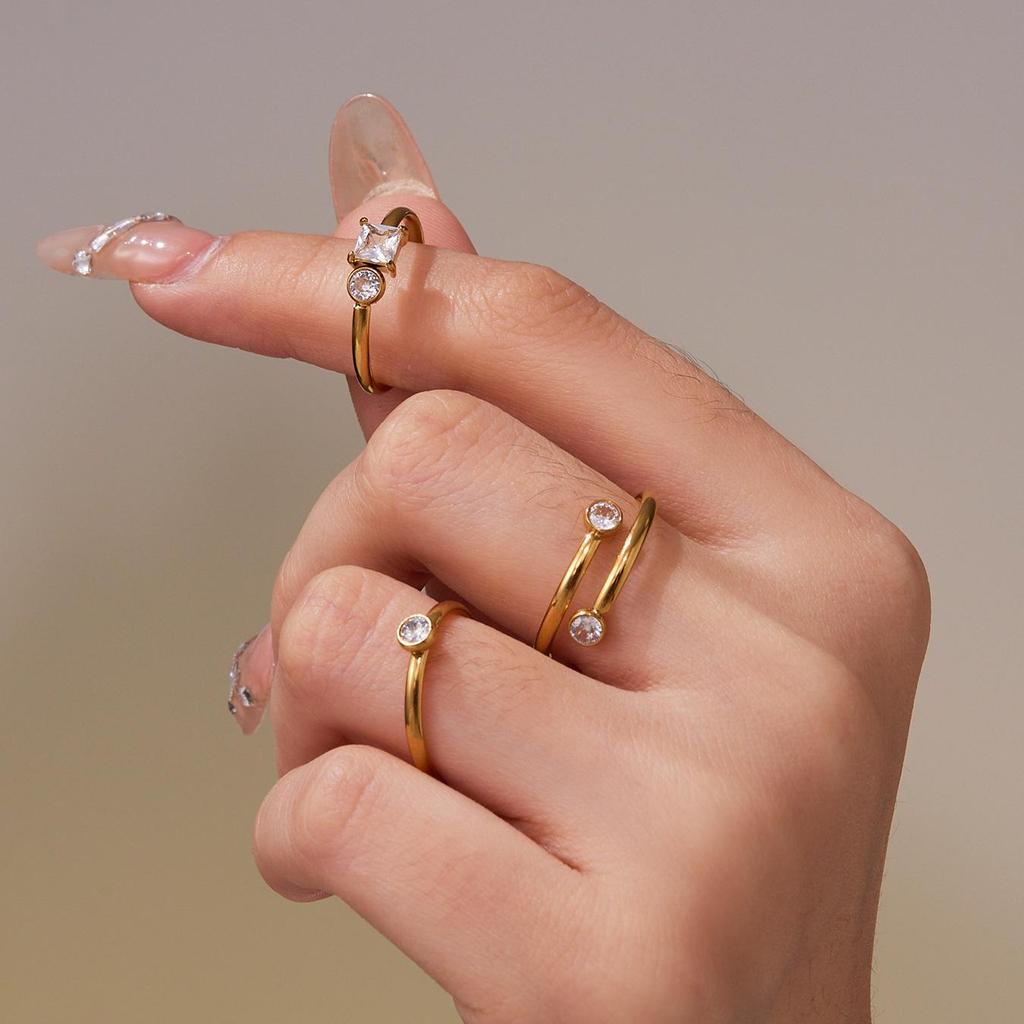 Ferris Wheel European-American Style Adjustable Wrap Coil Spring Ring for Women - Circular Stainless Steel Jewelry
