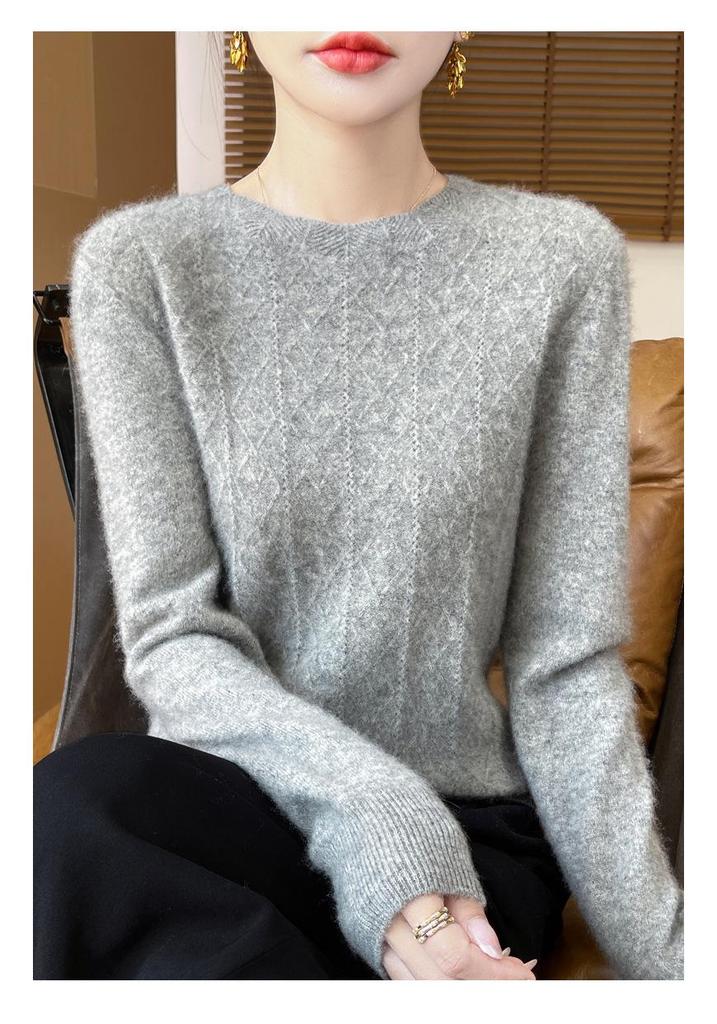 Women's Cable Knit Pure Wool Sweater, 2024 Autumn/Winter, Solid Color, Round Neck, Warm Base Layer.