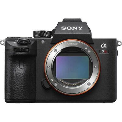 Sony Spiegellose Vollformat-Einzelobjektivkamera mit schwarzem Gehäuse 7RIII (Kein Objektiv) ILCE-7RM3A