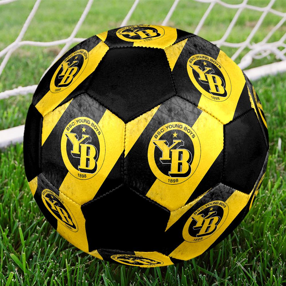 BSC Young Boys Pallone da Calcio Colorato Per Tutte le Età Cucito a Macchina PVC Pronto per la Competizione Resistente Ad Alto Rimbalzo.TAGLIA5