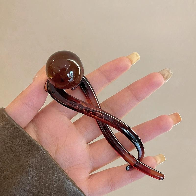 

Элегантная винтажная заколка для волос с жемчугом, дизайн «твист», сильная фиксация, стильный аксессуар для затылка для женщин коричневый