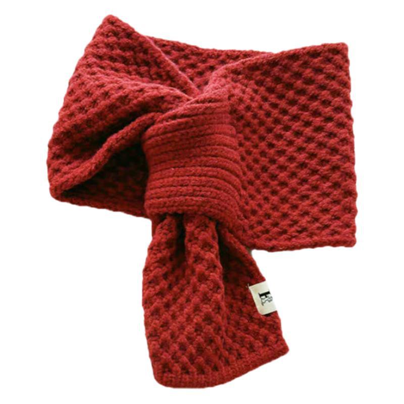 Korean version of versatile knitted wool small scarf women's autumn and winter neck protection lazy perforated plaid warm scarf Arctic velvet