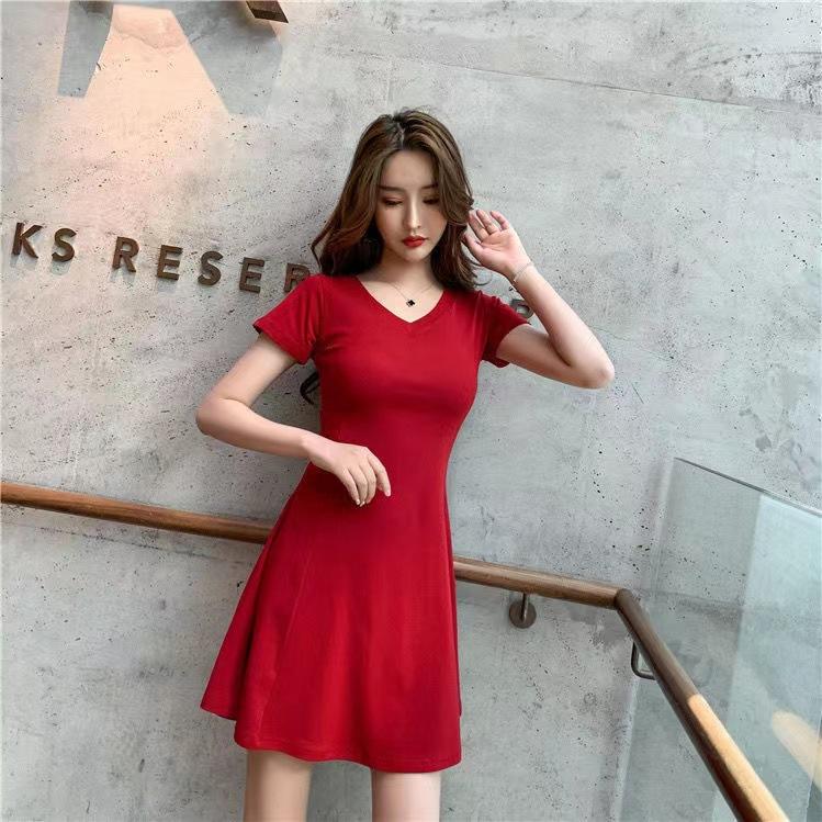 New Summer Women's Dress, Red V-neck Short-sleeved Waist and Thin Age-reducing Temperament A-word Skirt