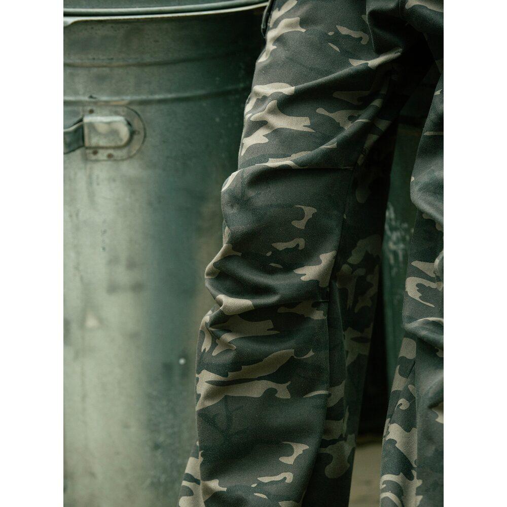 Saendeusaundeu Camouflage Pants Khaki