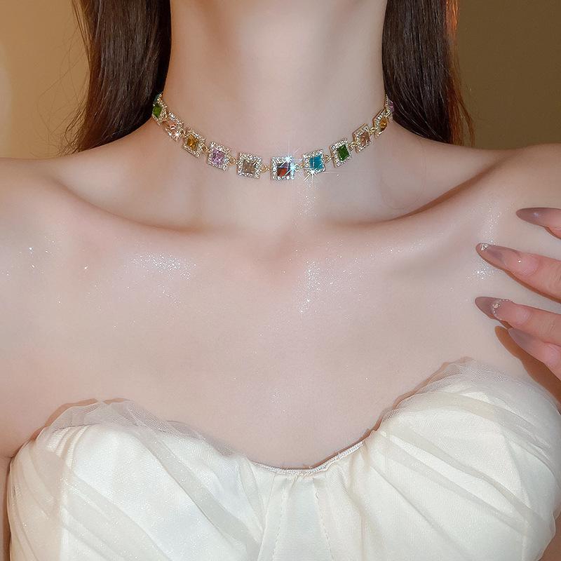 European-American Retro Geometric Diamond Clavicle Chain Necklace