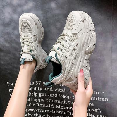 Lato 2024 Nowa Wersja Koreańska Oddychające Sneakersy Casual na Grubej Podeszwie