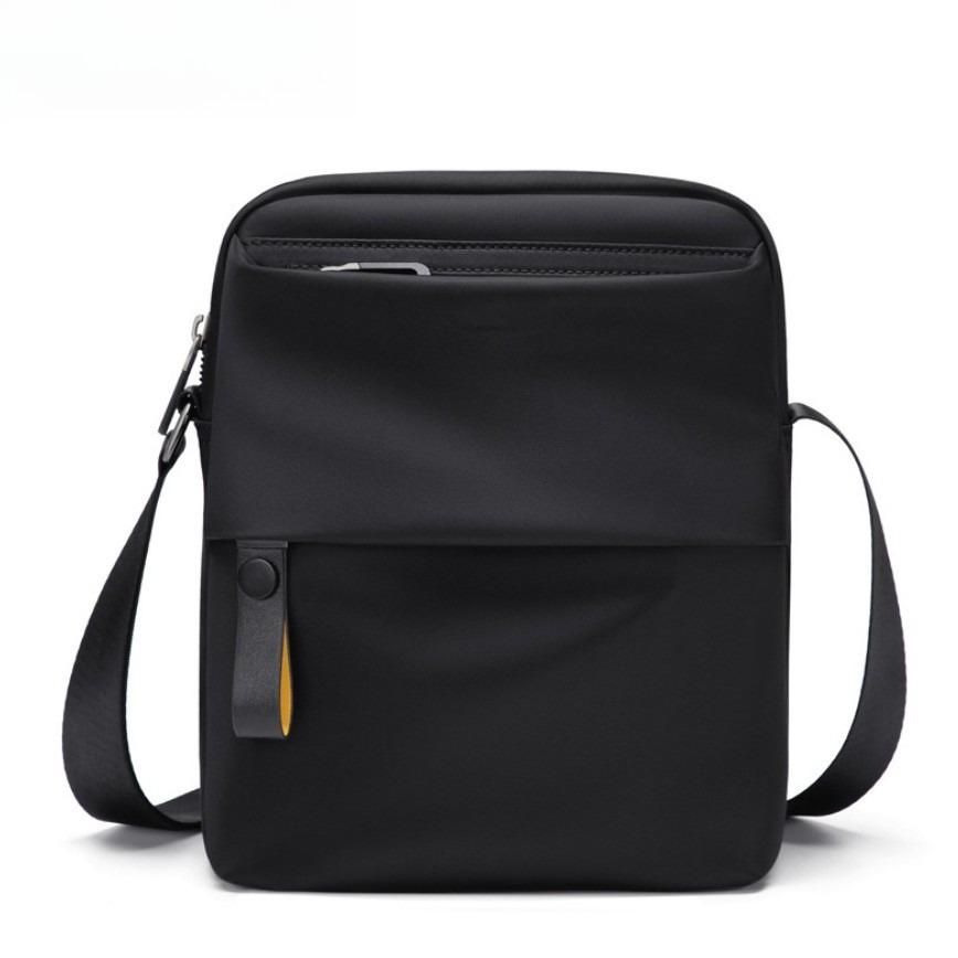 

Street Trendy Casual Backpack for Men and Women Outdoor Sports Backpack Campus Large Capacity Student School Bag