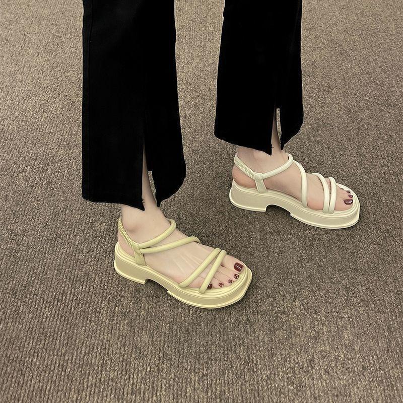 Super soft middle heel sandals women's summer new beach temperament versatile casual fashion Roman women's shoes