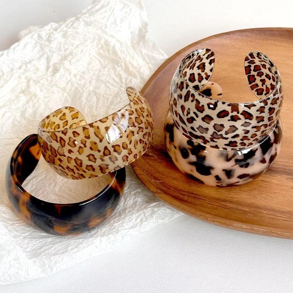 Leopard Print Cuff Bracelets Acrylic Hand Jewelry Fashion Chunky Bangles Jewelry Accessories