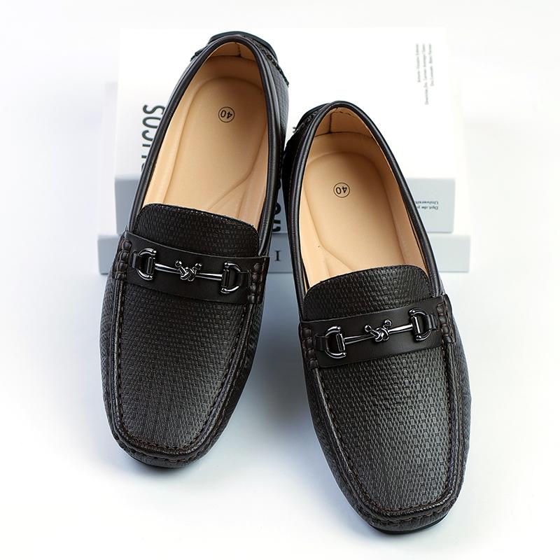 Genuine Leather Shoes for Men Casual Style Loafers Breathable Metal Buckle Moccasins Comfortable Business Slip on Flats