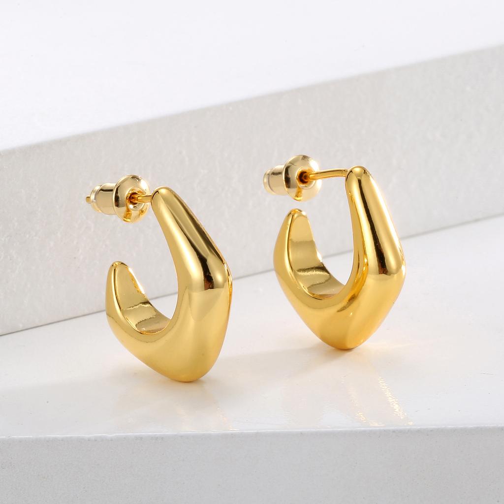 Geometric irregular earrings, commuting versatile, cold wind stud earrings, earrings, one piece will be sent on behalf of others.