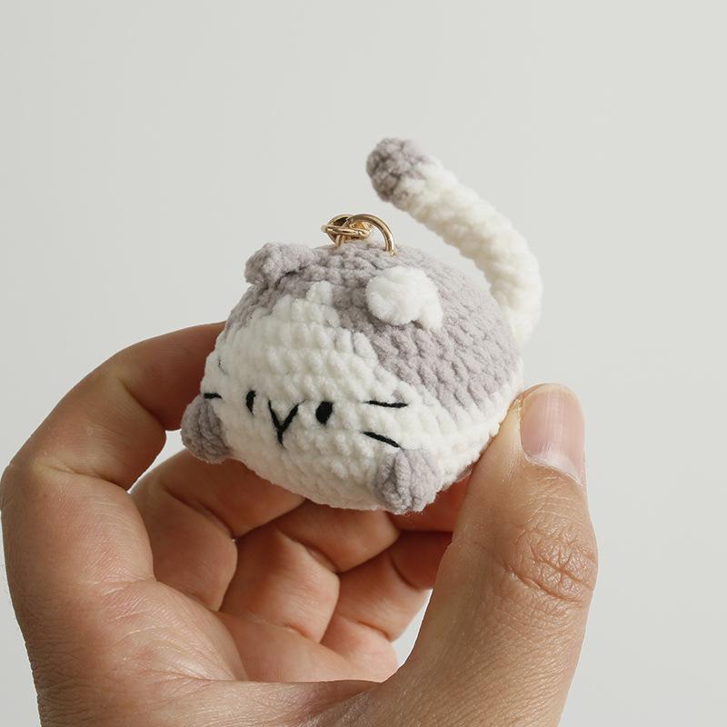 Niedliche Kätzchen-Serie Häkel-Schlüsselanhänger Handgemacht Häkel-Kätzchen-Puppe Schlüsselanhänger Lustige Dicke Katze Gestrickte Schlüsselanhänger Individuelles Accessoire
