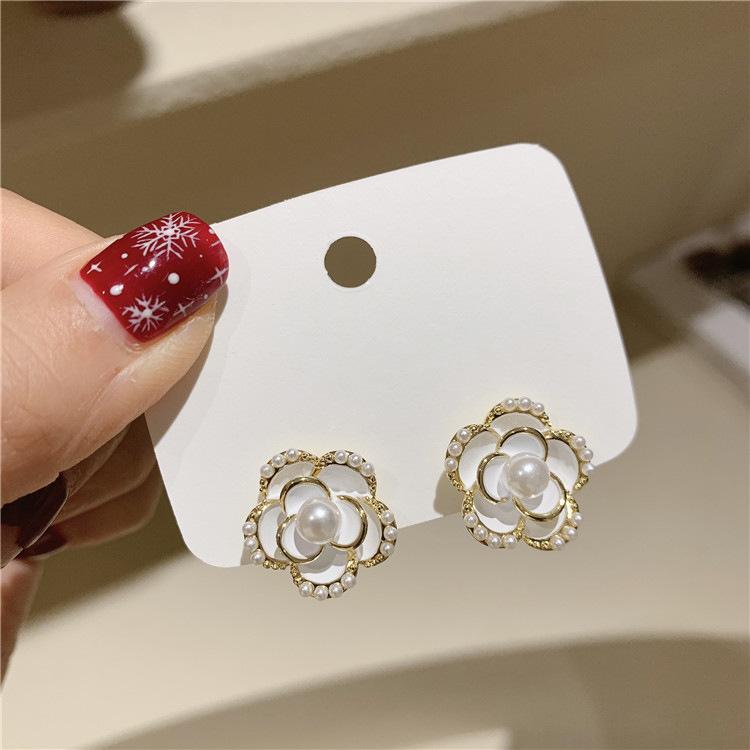 French Flower Camellia Stud Earrings Temperament Retro Earrings Silver Needle Earrings