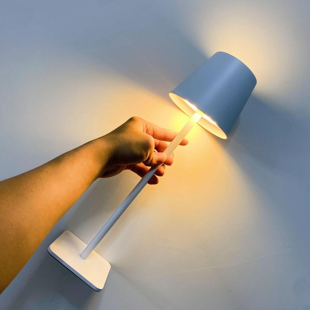 Nordic Wrought Iron Touch Table Lamp - Modern Minimalist Bedside Night Light