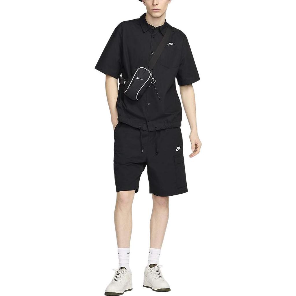 Nike Kulüp Kısa Kollu Oxford Düğmeli Gömlek Erkek gömlekleri Siyah FN3902-010