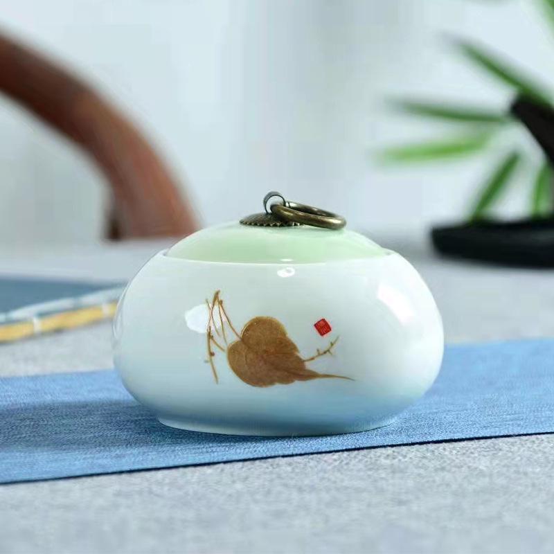 

Ge Kiln Small Ceramic Tea Canister - Sealed Storage for 2 Liang Loose Tea Approx. 100g