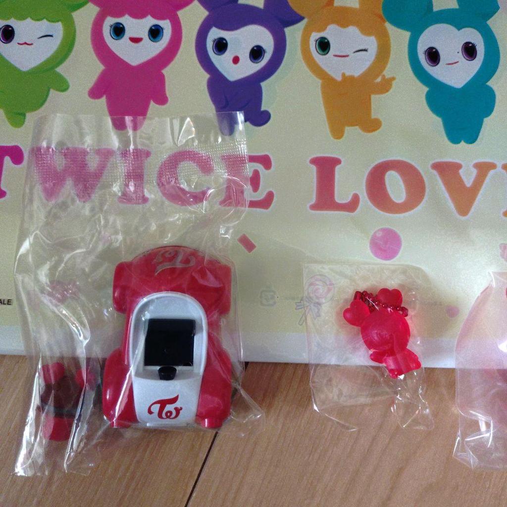 [USED] Twice Gacha Choyoung Cheburi Set