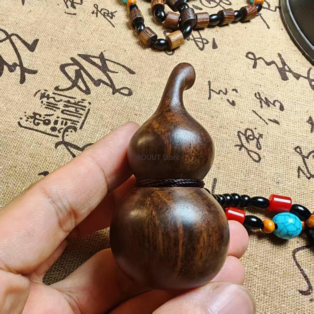 Natural Agarwood Mini Gourd Pendant Hand Carved Vintage Wooden Jewelry for Women Men Spiritual Gift Figurines Accessories