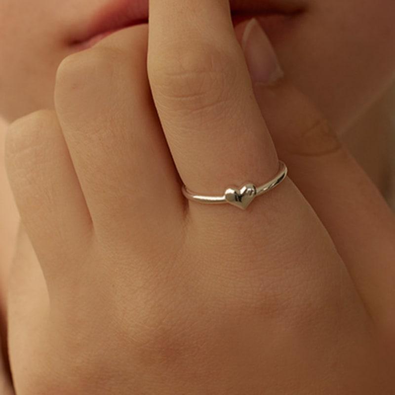 Life Mini Heart Point Ring