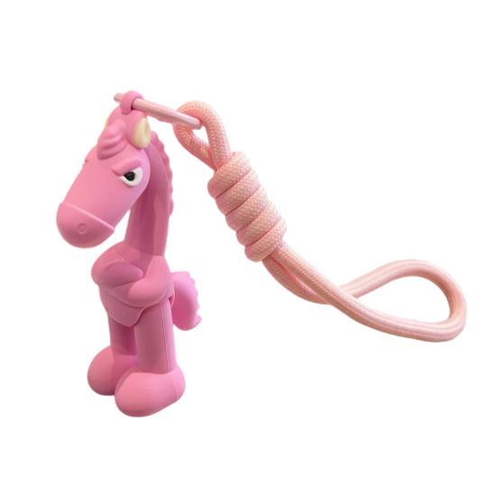 

Брелок-підвіска Кінь зі схрещеними руками Брелок для ключів з дизайном м язистого тіла Компактний розмір 2026 Рік Коня Ключовий кулон Аксесуари для сум рожевий