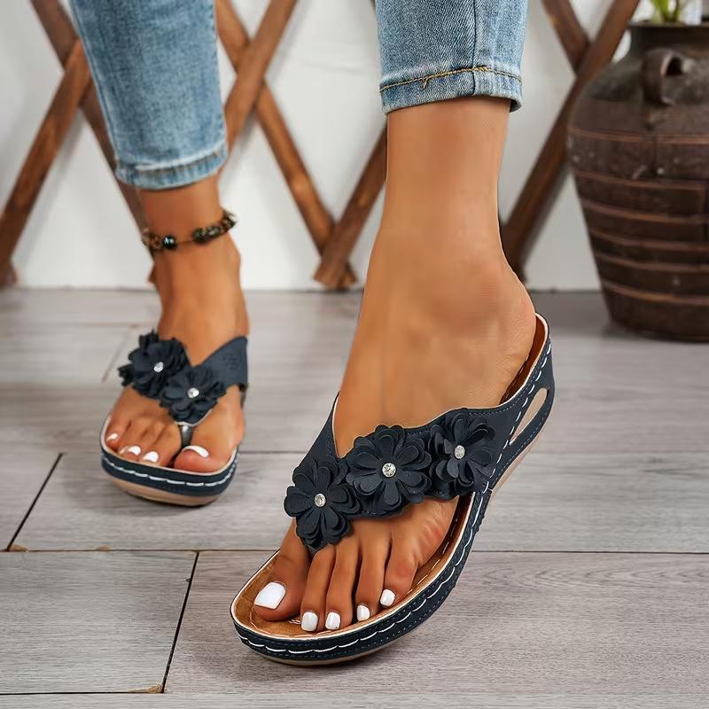 Ladies' Fashionable Flip Flops, Casual Open Toed Flat Shoes, Comfortable Soles, Suitable for All Seasons, Casual Shoes, Sandals, Women's Shoes
