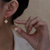 Golden Four-leaf Clover Earrings for Women, Sophisticated, Light Luxury Stud Earrings, Exquisite and Elegant Earrings