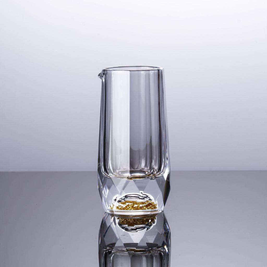 Crystal Baijiu Cups and Decanter Set - Luxury Glassware for Home and Bar Use