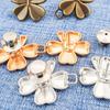 2 Stück vierblättrige Klee-Hosenbroschen Schnallen Pins Taille enger machen Taillenclip Verstellbarer Druckknopf Abnehmbarer Knopf für Hosen Jeans