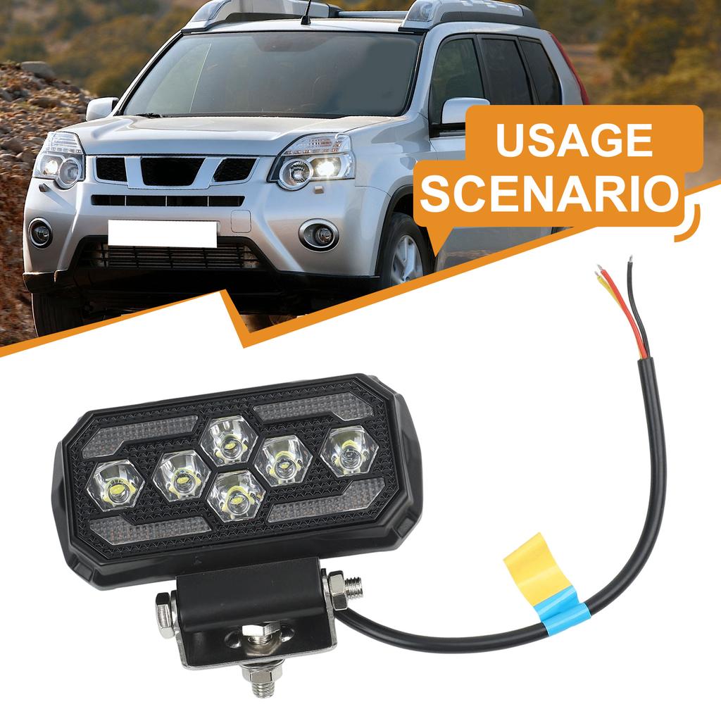 Off-road Driving Aluminum Shell LED Work Light Off-Road Light 3000LM Brightness IP67 Waterproof Aluminum Housing For Trucks
