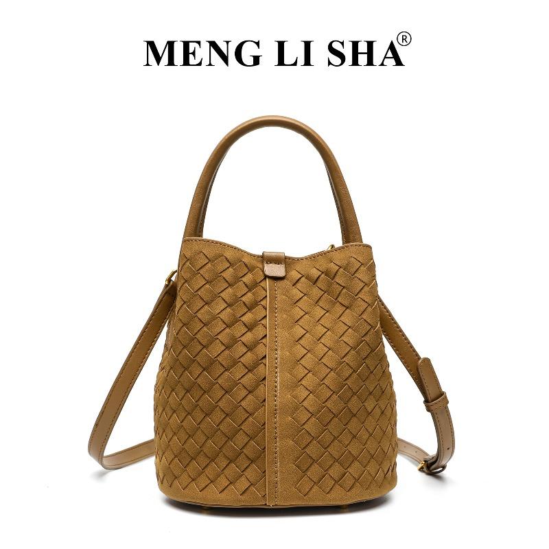 

Autumn and winter new matte suede woven bag fashion shoulder crossbody bucket bag women s commuting versatile hand carry mother and child bag