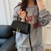 New High-end Light Luxury Crocodile Pattern Hourglass Bag Portable Shoulder Messenger Trendy Women's Bag