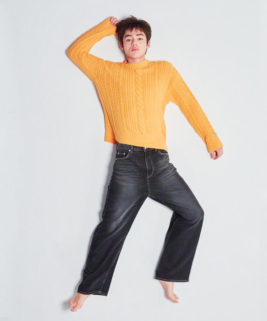 INSTANTFUNK Ms Tactel Cable Knit - Orange