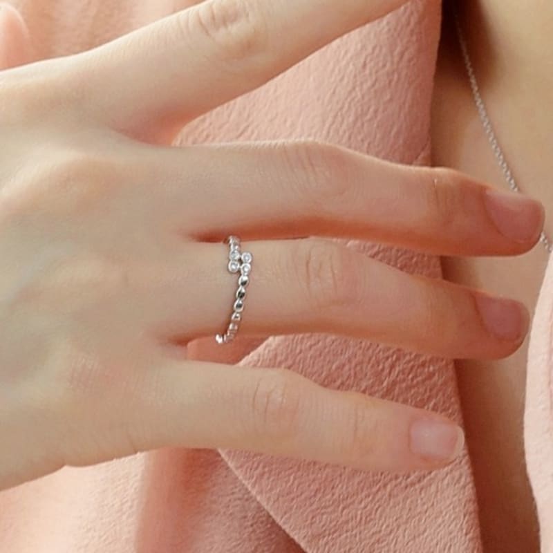 BELLOOGGI Bubble White Topaz Ring