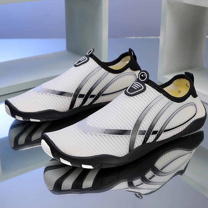 Men Aqua Shoes Women Diving Socks Barefoot Swimming Water Shoes Upstream Beach Wading Sports Sneakers For Fitness Yoga Surfing