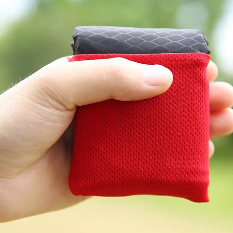 Водонепроницаемое пляжное одеяло без песка, портативное, складное, легкое, компактное, мягкое, для пляжа, путешествий, кемпинга, пикника Red 70 * 110cm#1