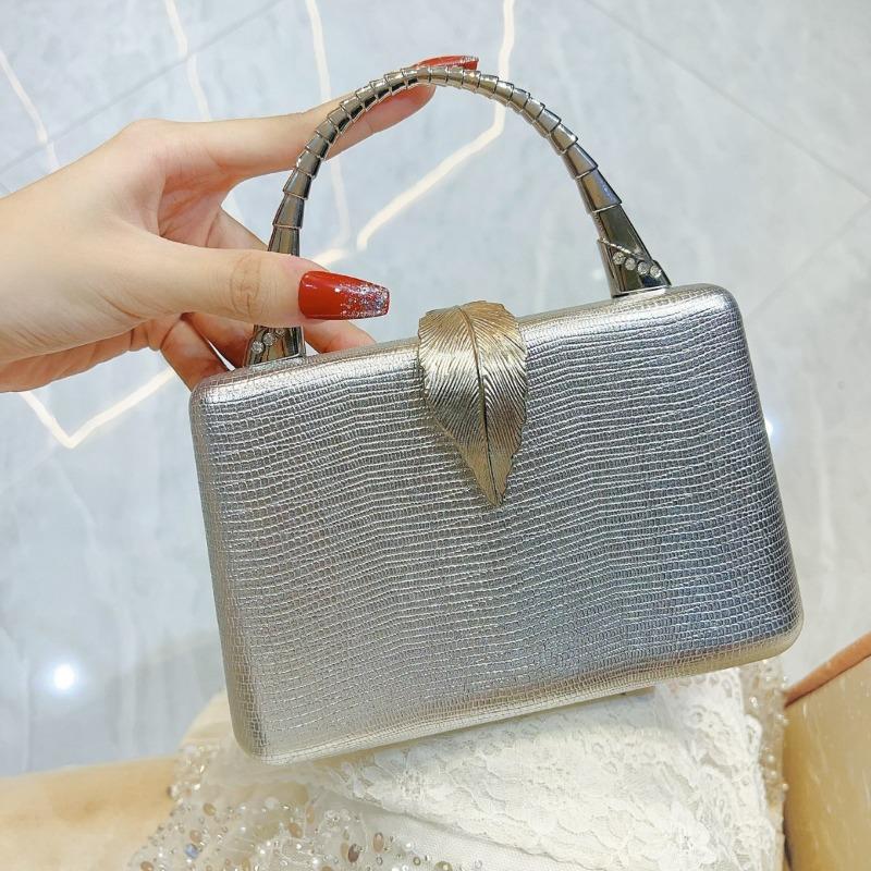 

Розкішна сумка-клатч з текстурою зміїної шкіри Висококласна сумочка Кросбоді Вечірня сумка Сумка на ланцюжку Сумка на одне плече срібний