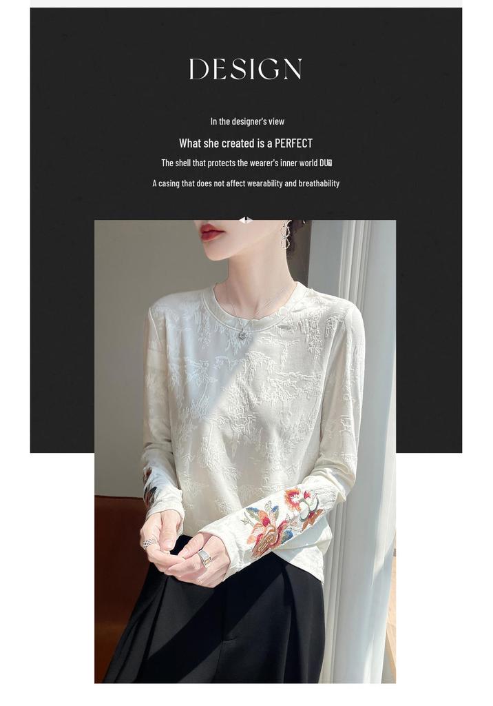 Women's Autumn Retro Embroidery Jacquard Shirt: Long-Sleeve, Round Neck Pullover