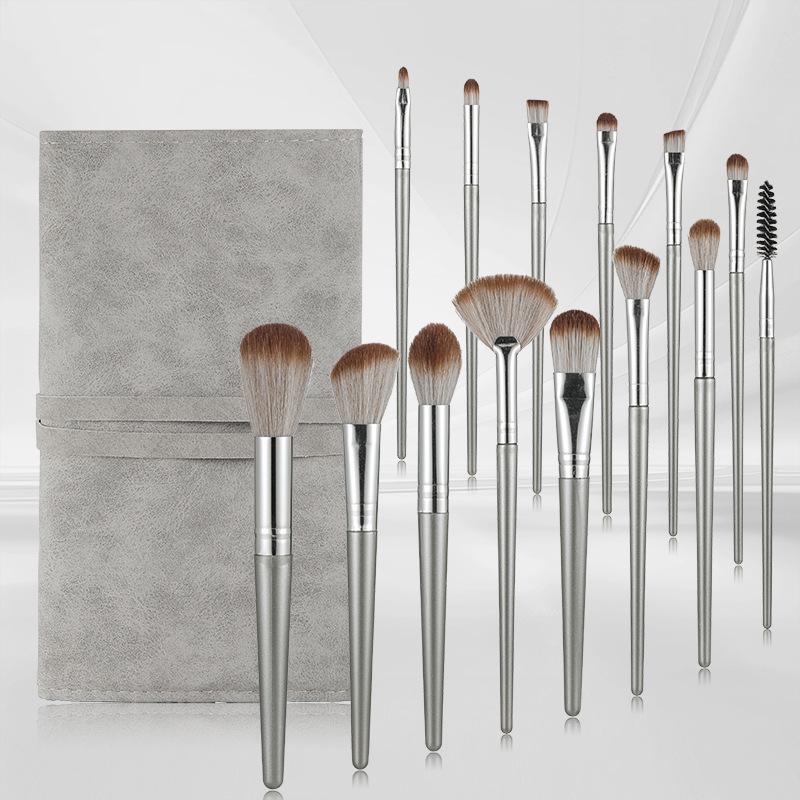 14-Piece Beginner Makeup Brush Set: Eyeshadow, Powder, Blush, Concealer & Nose Shadow Brushes with Soft Bristles