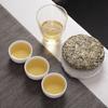 Yunnan Silver Needle Bílý čaj 100g Měsíční Starý Koláč