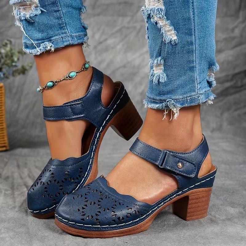 2026 New Ladies Shoes Closed Toe Women's Sandals Fashion Hollow Out Summer Retro Casual Plus Size Best Seller Heeled Sandals