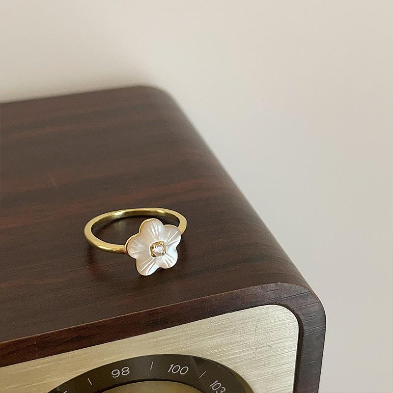 Light Luxury High-End Shell Flower Butterfly Open Ring Female Simple Niche Design Personalized Versatile Ring Ring